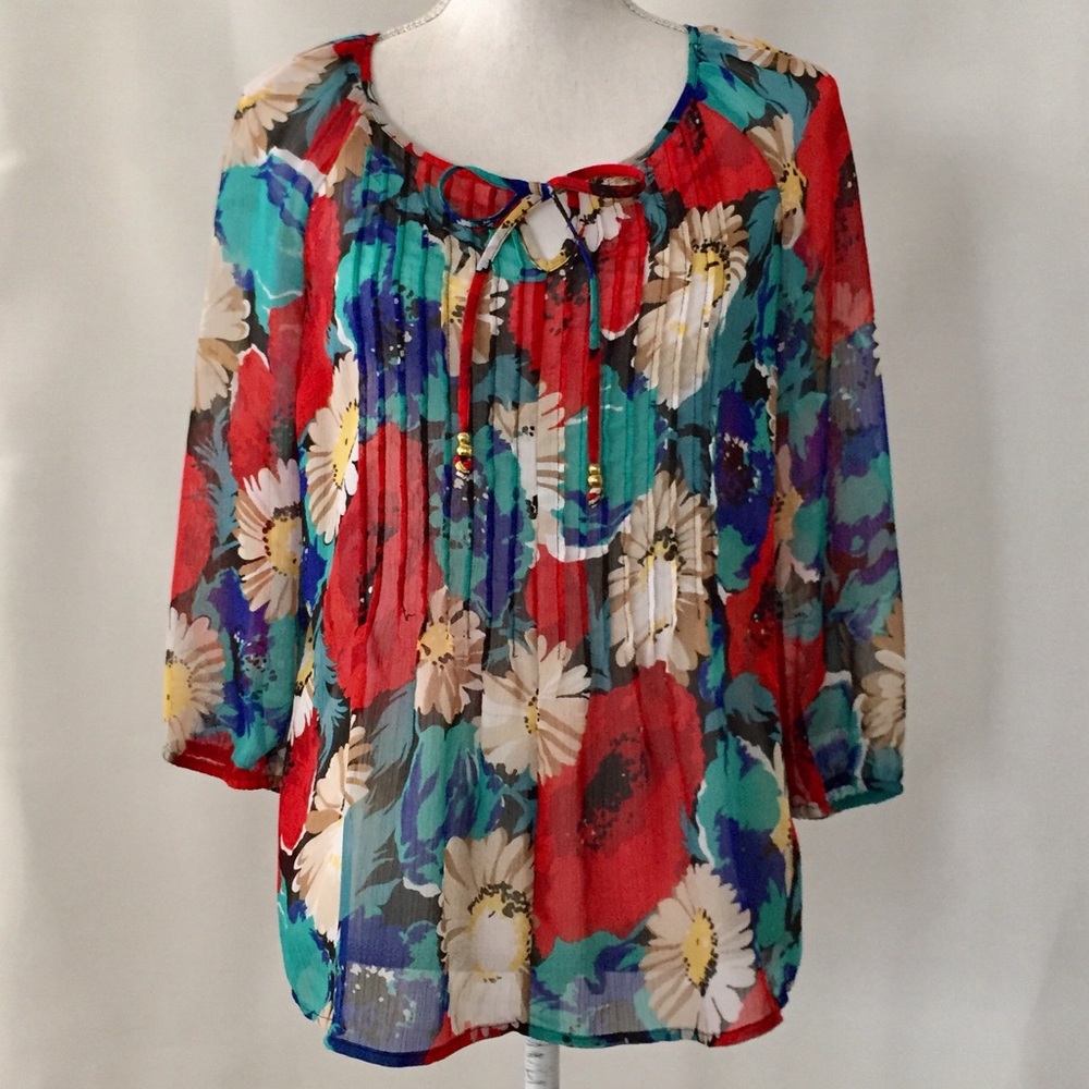 CHARTER CLUB floral summer top. NWOT.  Size PSmall